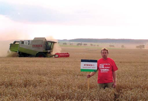 Sezóna Výměra Výnos Hybnos 1 Prům. výnos pšenic v oblasti 04/05 15 ha 7 t/ha 3,5 t/ha 05/06 25 ha 9 t/ha 4,5 t/ha 06/07 30 ha 7 t/ha 3,5 t/ha Ing.