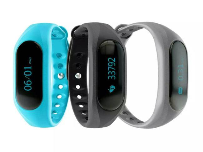 Řada V (Smart Wearables) Cubot V1 Dostupné barvy: Černá, Modrá, Šedá OS Proprietární Typ zařízení Smart Band 0.