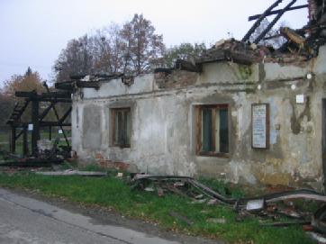 Posoudíme-li tento objet (Obráze 1) z pozice znalosti věci před požárem a budeme-li schopni určit buďto stupeň závažnosti (Tabula 2) a nebo doonce provést podrobnější analýzu, budeme schopni reduovat