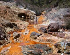 AsS enargit Cu 3 AsS 4 galenit MINERALOGIE SULFIDŮ sulfidy jsou v nestabilní v atmosferických podmínkách a podzemních vodách s rozpuštěným atm.