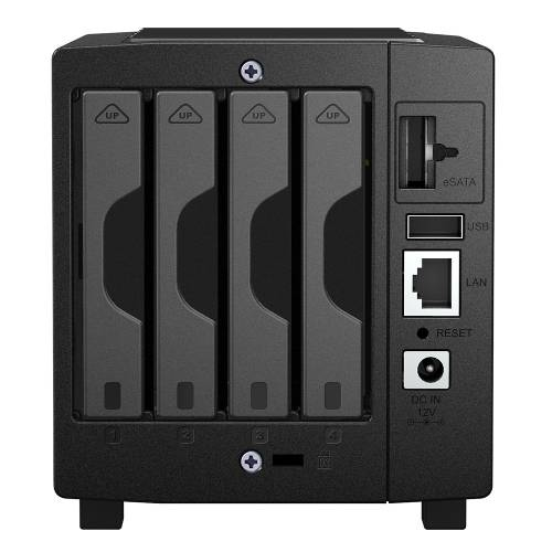 (Další informace naleznete v kapitole Přeinstalace stanice Synology Disk Station.