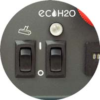 OBSLUHA CZ SOUČÁSTI OVLÁDACÍHO PANELU 1 2 3 5 4 6 7 8 9 10 ec- H2O Model 13 14 15 12 1. Ovládací knoflík otáček 2.