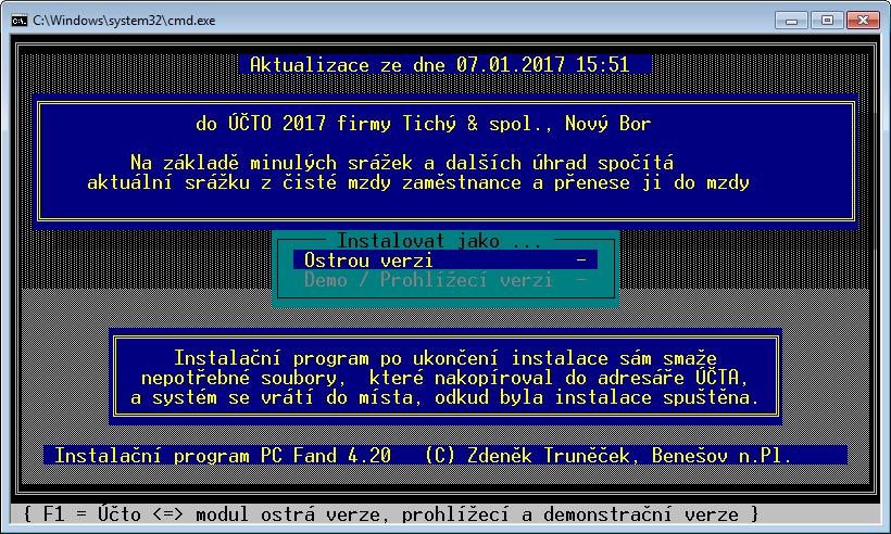 Souhlasíte-li s licenčními podmínkami, nabídne instalátor výběr způsobu instalace.