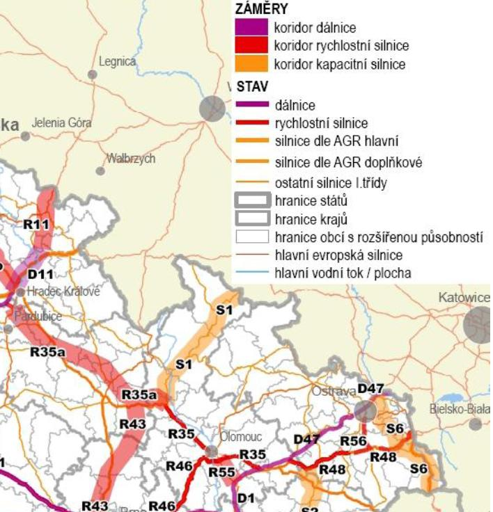 2. ANALYTICKÁ ČÁST 2.1. ŠIRŠÍ DOPRAVNÍ VAZBY A HIERARCHIE SILNIČNÍ SÍTĚ Základní páteř výhledové silniční infrastruktury území okresů Jeseník a Šumperk tvoří kříž dvou tahů.