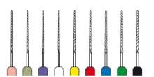 Endodoncie Kořenové nástroje U všech ručních nástrojů: Pilotní K-Pilník, K-Reamer, Hedstroem a u Gutaperčových čepů je na nástroji kalibrace ve vzdálenosti 18, 19, 20 a 22 mm od špičky nástroje.