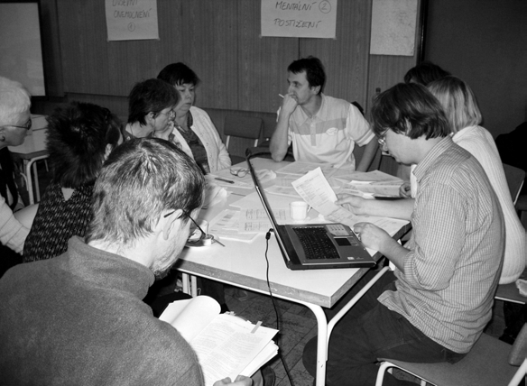 18 Sociální práce/sociálna práca 1/2009 Foto: Alena Hynková. Máte zkušenosti ze zahraničí se strategickým plánováním organizací.