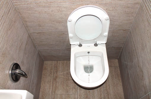 vody z batérie WC+BIDET 2v1