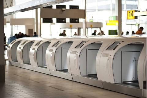[5] Například na pražském Letišti Václava Havla pak byly tyto kiosky instalovány v roce 2009.