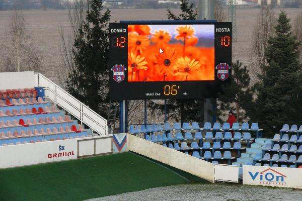 Riešenie pre futbalový štadión l obrazovka a