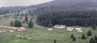 Při taktických cvičeních s bojovou střelbou jsou zpravidla využívány i protitanková střelnice Javoří, střelnice bojových vozidel Jablonec, vodní cvičiště Loutka a dělostřelecká střelnice Ondřejov.