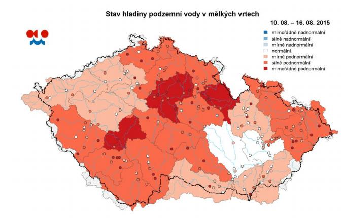 srážky (mm) Obr. 4: Stav hladiny podzemních vod v mělkých vrtech - 33. týden 2015 (chmi.