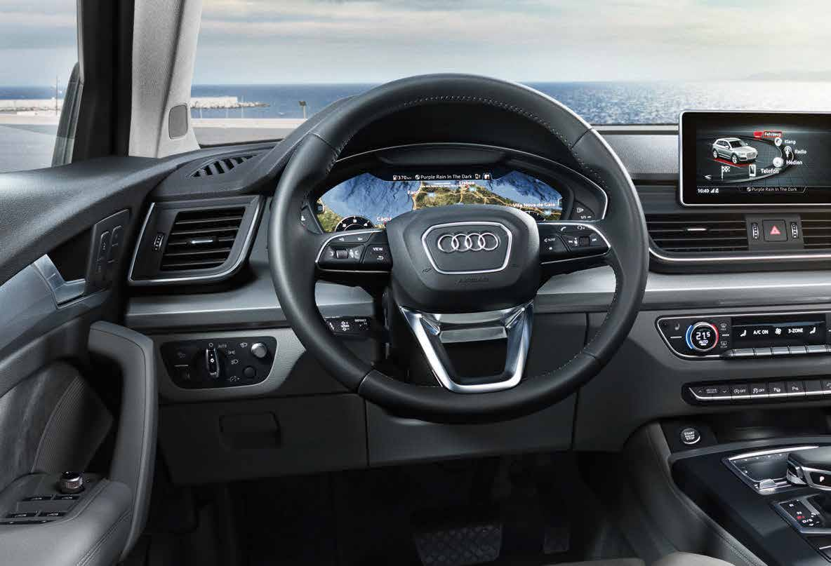 16 Interiér Buďte středem pozornosti. I když sedíte. Interiér nového Audi Q5 je zaměřen na řidiče a díky většímu rozvoru kol nabízí větší prostor pro individualitu.