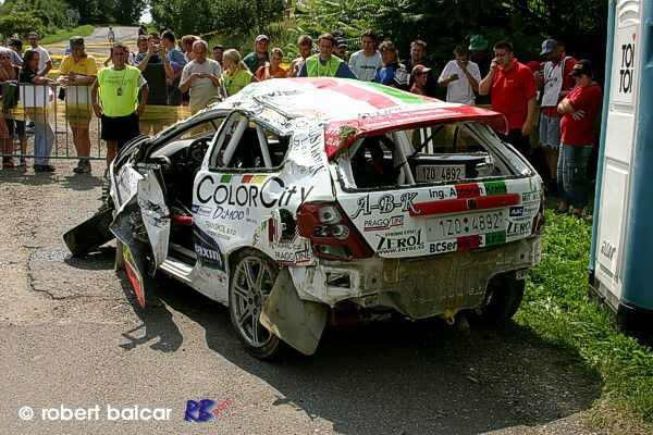 Rallyová budoucnost Havárie s Josefem Koukolou na Barum 2005 R.K: Je dobré mít možnost stále uvažovat o budoucnosti.