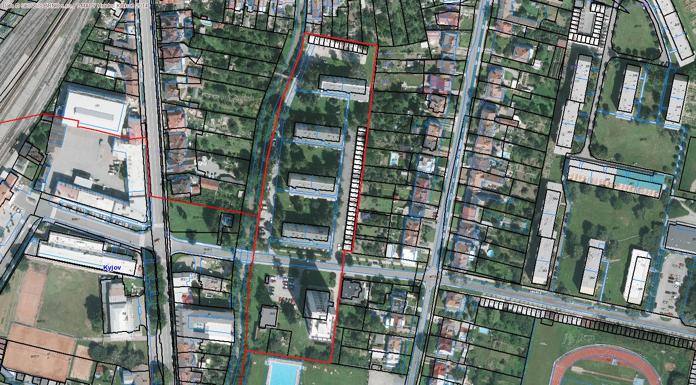 Sídliště Zahradní má rozlohu 17,5 ha, pozemky ploch veřejných prostranství a komunikací vč. chodníků jsou ve vlastnictví města.