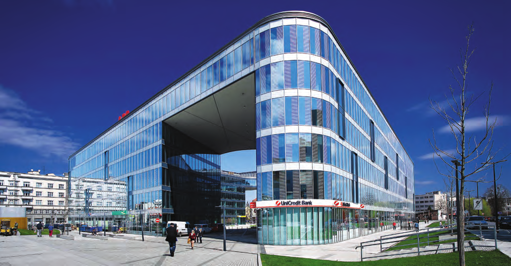 OSTRAVA Kancelářské prostory k pronájmu Office Space for Lease Nový administrativní objekt v srdci Ostravy 24.700 m 2 pronajímatelných kancelářských ploch v 5 nadzemních podlažích a 3.