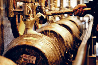 SVĚT PIVA A PIVA SVĚTA Čiča je příbuzná pivu a její příprava nám dokumentuje jednu z prvních metod přípravy kvašených nápojů.