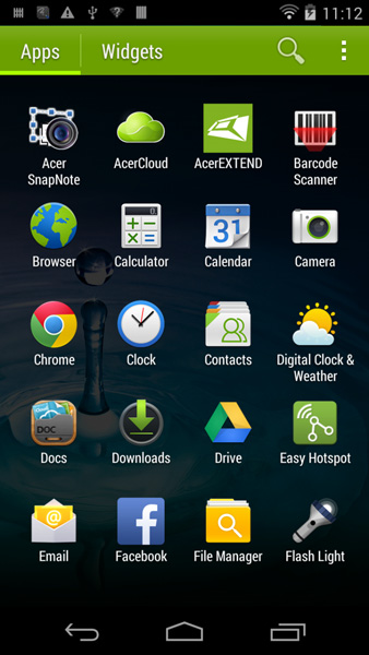 22 - Používání smartphonu Nabídka Aplikace Pro přístup do nabídky Aplikace klepněte na uprostřed doku na Výchozí obrazovce. Aplikace jsou zobrazeny v abecedním pořadí.