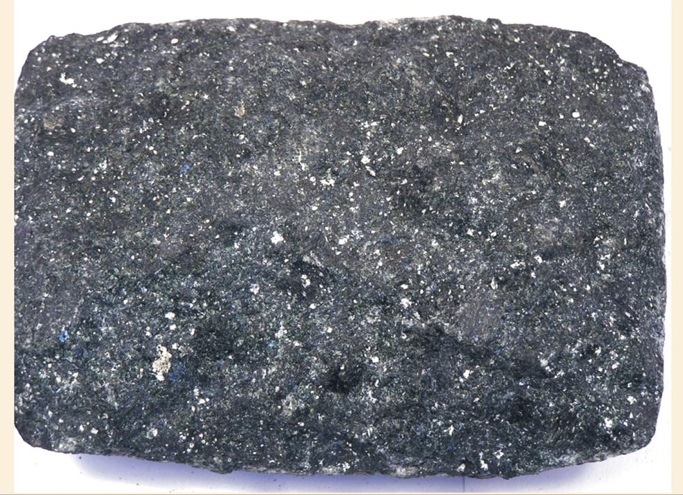Pyroxenit hlubinná vyvřelina téměř celá složená z pyroxenu pyroxenity