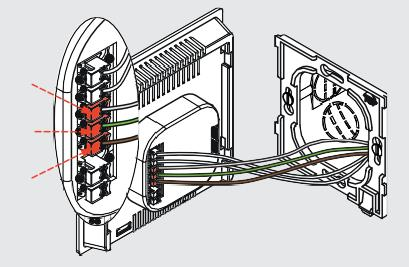 OVLÁDÁNÍ REGULÁTORU SMOVE S4 A SMOVE S8 Kabel vedoucí od regulátorů zapojte do odpovídajících svorek v pětipólovém konektoru na zadní straně základové destičky dle ilustračního obrázku.