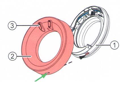 Připojte zkrácený síťový kabel dle schématu zapojení do konektoru ventilátoru (viz kapitola 4 - Elektrické zapojení
