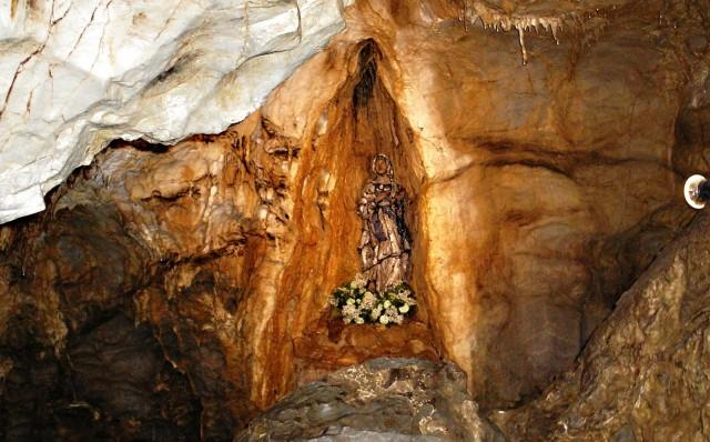 Významných speleologických objevů dosáhl na začátku 20. století Karel Absolon.