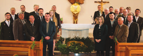 Duchovne načerpaní sme sa po ukončení slávnosti posilnili výborným poľovníckym obedom, ktorý si pripravili členovia združenia pre svojich blízkych.