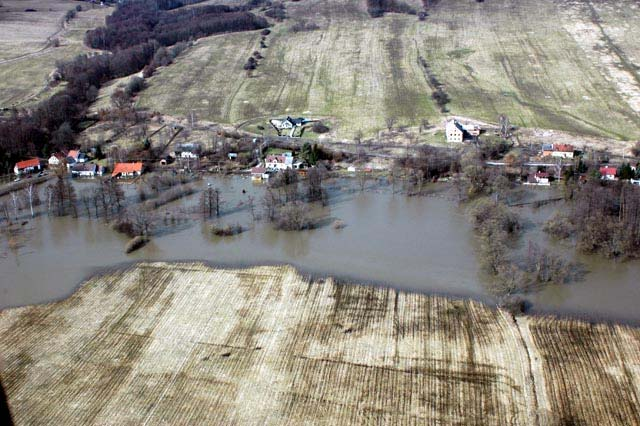 Obec Jezvé 24.