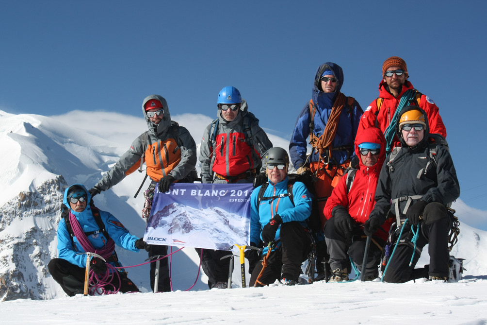 Pro výstup byla zvolena trasa z východní strany od chaty Cosmiques (3613 m n.m.) přes vrchol Mont Maudit (4465 m n.m.), s návratem stejnou trasou na Aiguille du Midi (3842 m n.m.). Celkové převýšení cca 1800 m.