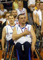 V průběhu roku 2001 se reprezentační tým s novým trenérem Martinem Kučerou připravoval na předkolo ME 2002, kde byla ve dvojzápase soupeřem českému týmu Itálie. Přes 6.
