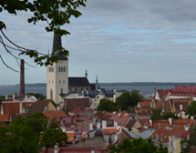 izáka, cestujte ruským rýchlovlakom do Helsínk a spoznajte hlavné mesta Estónska a Lotyšska Talinn a Rigu.