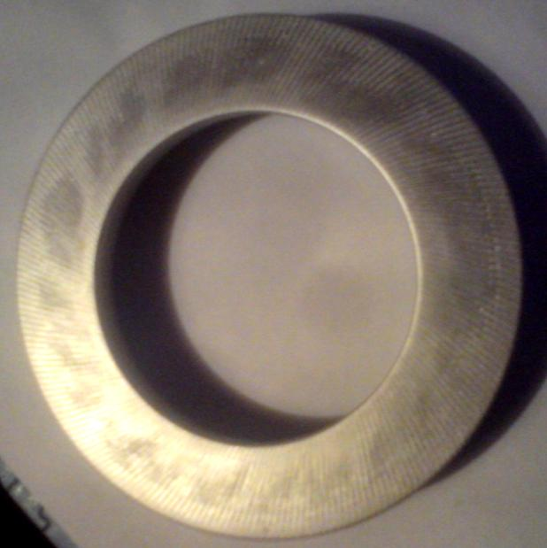 1 Výroba hliníkového kroužku Hliníkový kroužek neboli výztužné jádro středu disku, vychází z 3D modelu, který se vytvořil v programu Catia V5R19 a je popsán v kapitole 9.4.