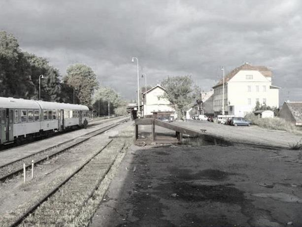 Obrázek 1: Vlakové nádraží před rekonstrukcí Zdroj: http://www.trebic.