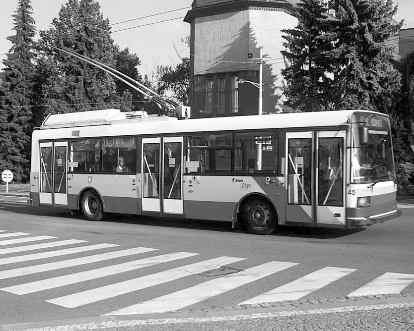 Ú ETNÍ ZÁV RKA DOPRAVNÍ PODNIK M STA HRADCE KRÁLOVÉ, a.s.