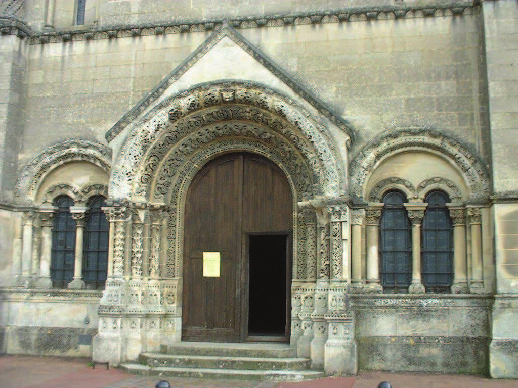 22. Portál kostela Sainte-Madeleine