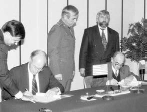 Část 2 Vojenská zeměpisná služba v letech 1950 1992 Atlantic Treaty Organization) a tomu odpovídající nezbytná integrace československé armády s armádami NATO, vysílání československých jednotek do