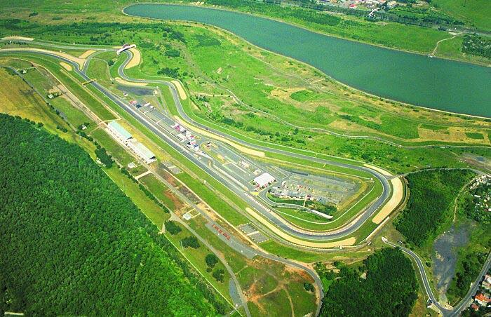 mezinárodních parametrů navrhnut autodrom a rekreační vodní plocha. (ŠTÝS, Stanislav. Sportovně rekreační areál Matylda. Mostecké listy. Srpen 2009, č. 8, s. 2. DOI: Mostecké listy.