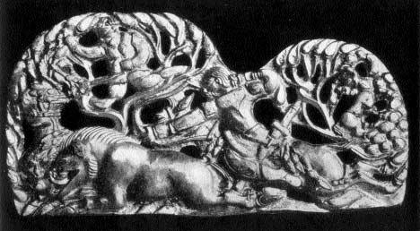Zlatá prolamovaná destička, zachycující Sarmata na lovu dajů, žijících na území východořímské říše, jako byl např. sv. Jeroným, jenž popisuje ničivý vpád Hunů přes Kavkaz, k němuž došlo r.395.