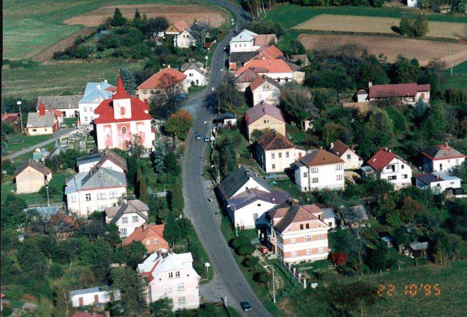 Milí tenái, msíc se s msícem sešel a po zasnženém Bystrém ani památky. Jsme tomu jist všichni rádi. Picházející jaro tradin otevírá lidem oi a ty najednou vidí spoustu vcí, které do té doby nevidly.