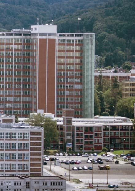 UTB však nevznikla na zelené louce. Vysokoškolské instituce byly ve Zlíně založeny již v letech 1959-60.