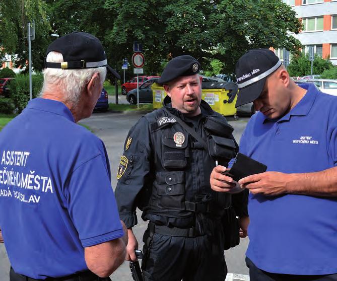 Městská policie Mladá Boleslav Asistenti Bezpečného města se začali v roce 2016 pohybovat po ulicích Mladé Boleslavi a pomáhat tak při dodržování veřejného pořádku.
