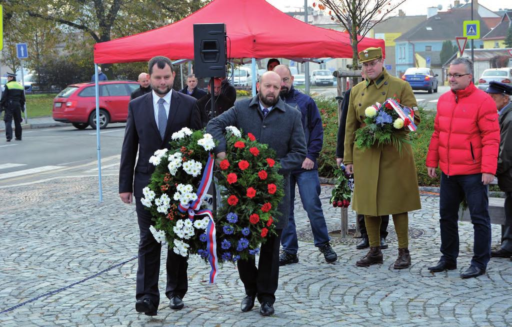 Zvířata, která se nepodařilo vrátit jejich majitelům, byla převezena do útulku v Lysé nad Labem.