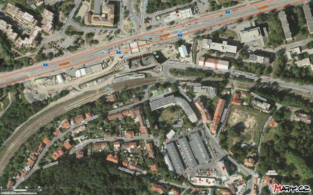 Prodloužení trasy A metra Oznámení záměru / Hluková studie Obrázek 4 Zástavba Veleslavína v okolí terminálu Nádraží Veleslavín (zdroj: www:mapy.