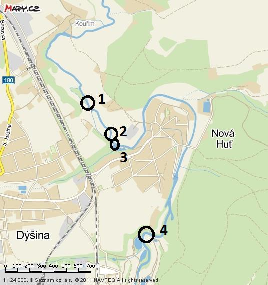 Druhý profil (GPS: 49.9651678N, 12.8798878E ) byl široký 3 4 m. Koryto bylo poměrně heterogenní, rozšiřovalo se směrem k hrázi až na 30 m, hloubka zde také kolísala od 20 cm do 40 cm.