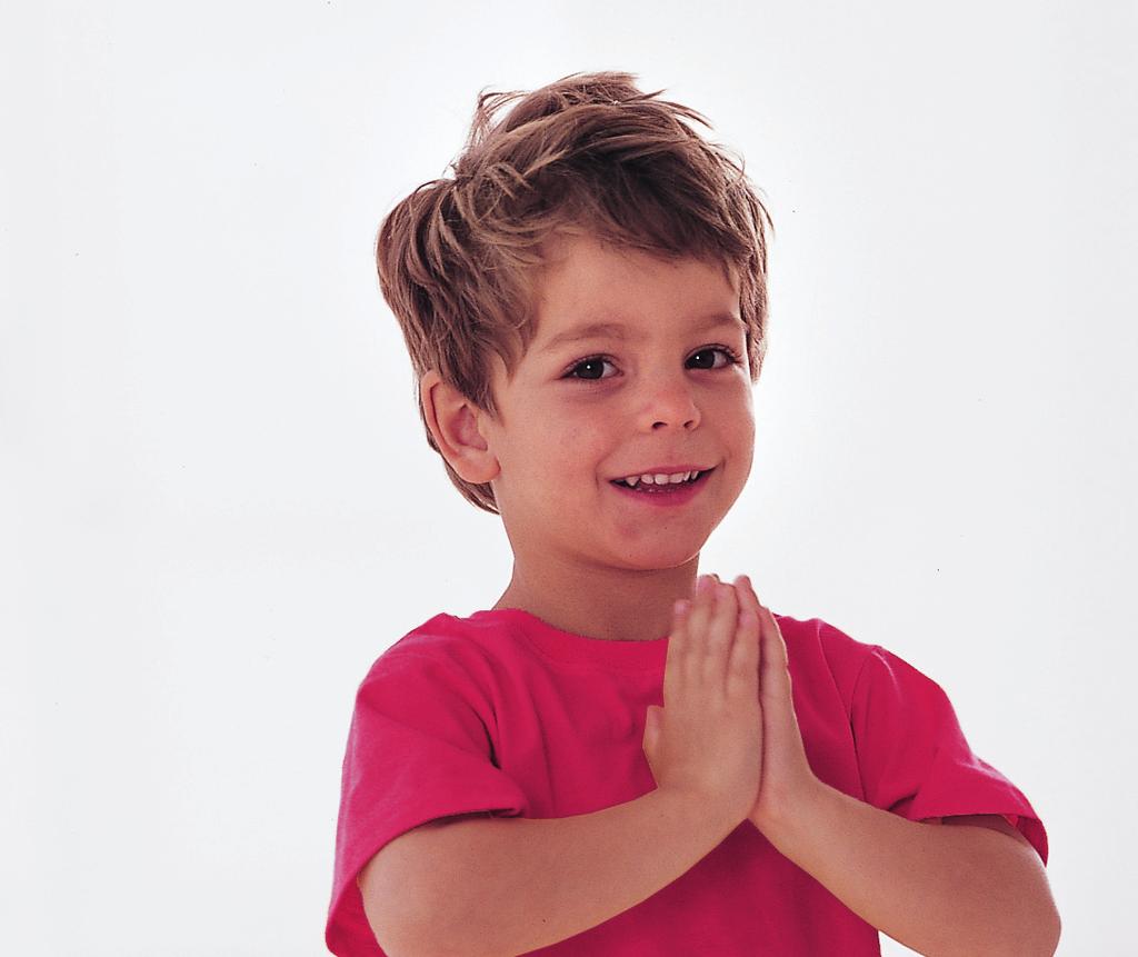 Slovo úvodem 7 ÚVOD Jóga pro silné děti 9 Co je jóga?