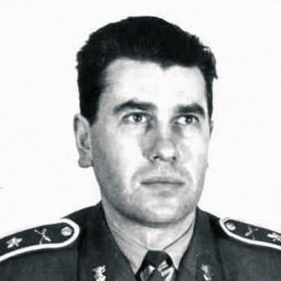 pplk. Josef Vostárek (ve funkci 1. 8. 1988 4.