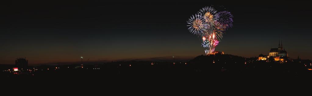 Jaký palník si budete přát, takový vám vyrobíme Vážení obchodní partneři, Ing. Petr Maťák Jednatel META-PYRO, s.r.o. MetaPyro_katalog_CZ.