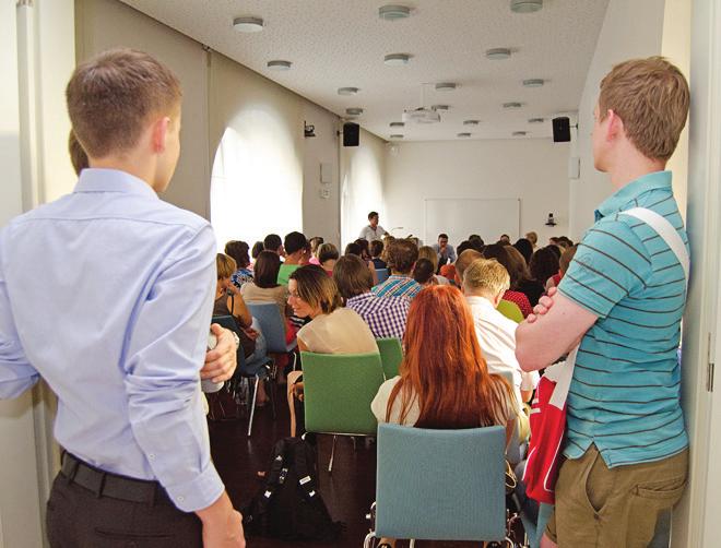 Cílem těchto veřejných debat je a bude vírat různá, často nová, témata týkající se nejen LGBT+ komunity samotné, ale i širších společenských ote- vztahů a fenoménů jako je například podoba současné