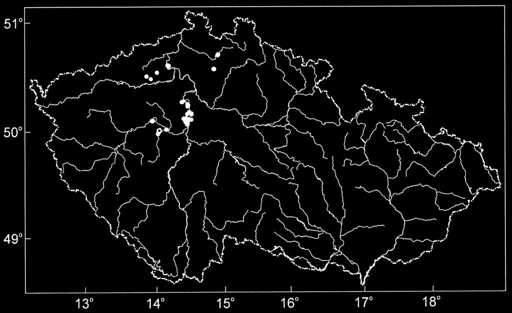 48 - Botanika a ekologie - Český kras XXXIV (2008) Obr. 3. Rozšíření česneku tuhého (Allium strictum) v České republice (plné kroužky = herbářový doklad, prázdné kroužky = literární údaj).