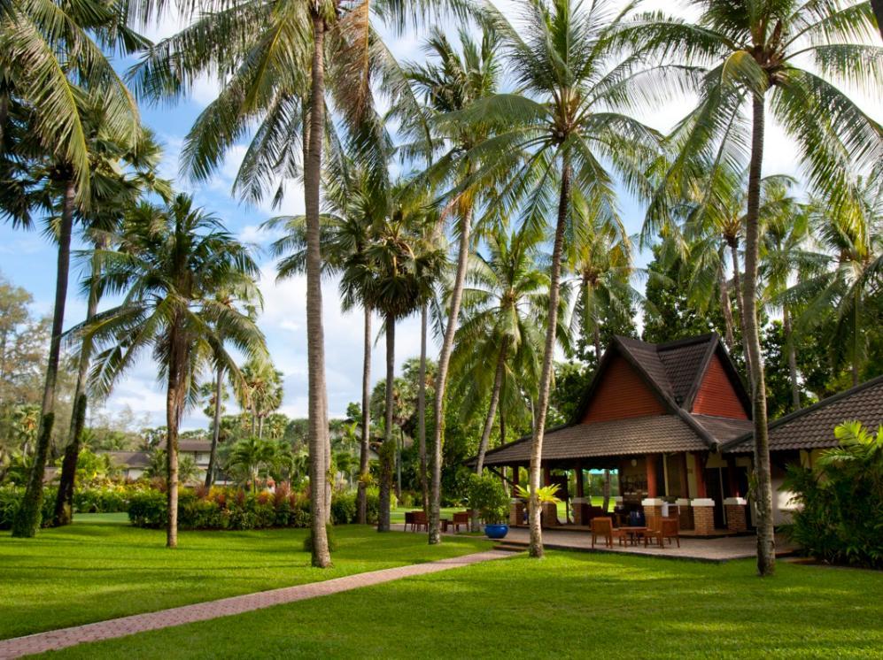 Důvody, proč milujeme Club Med Phuket * Užijte si pohodové chvilky na nedalekém golfovém hřišti nebo při potápění * Pozorujte Vaše děti, jak objevují