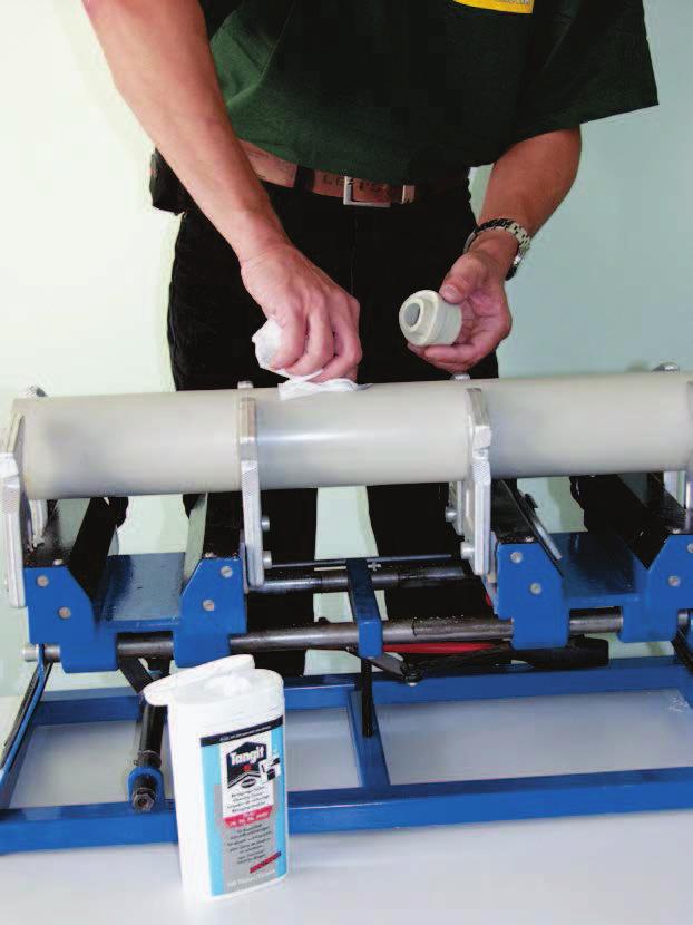 Dodatečné odbočky naařoací sedla Široký sortiment taroek umožňuje ytořit odbočku o průměru 32, 40 mm